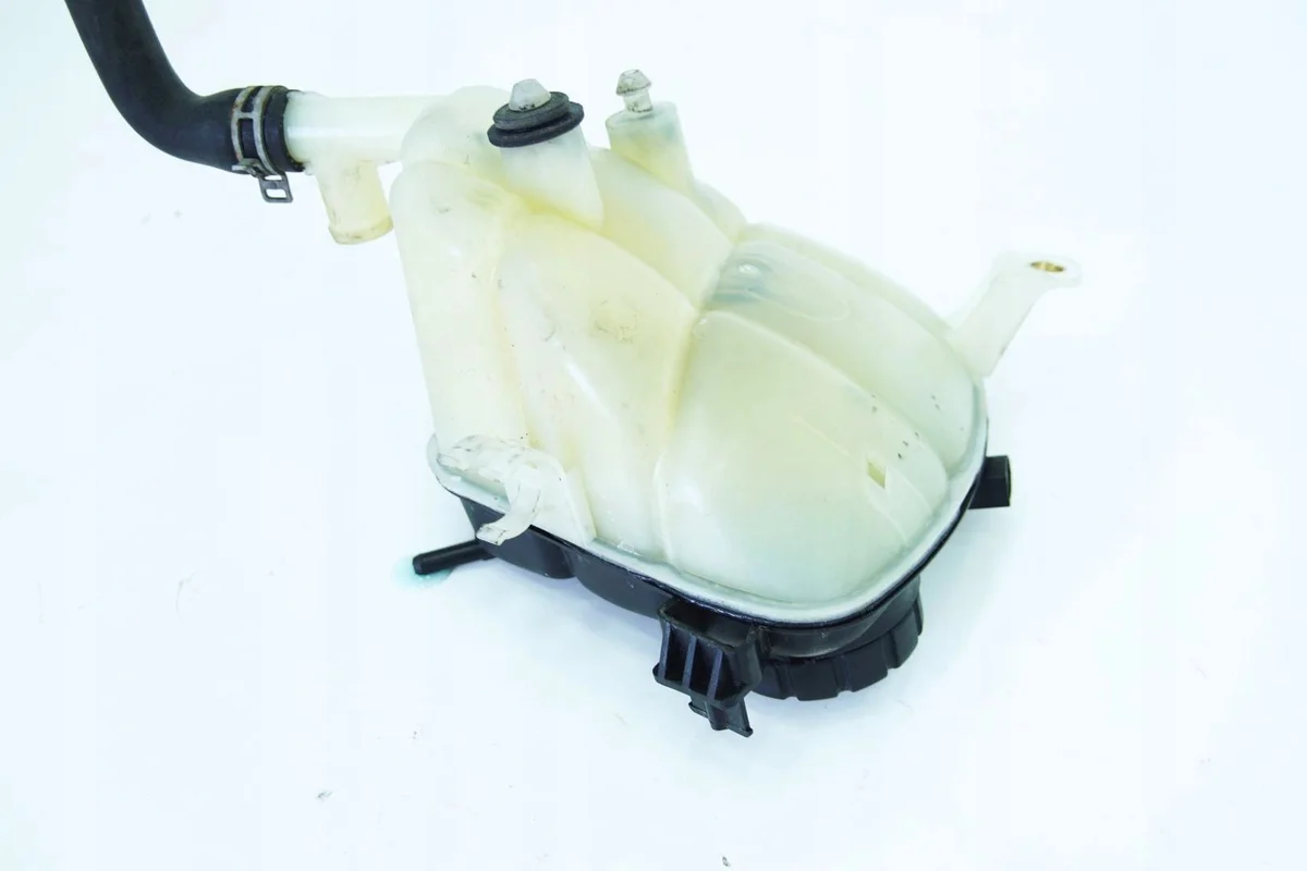 Ausgleichsbehälter Kühlmittel Mercedes ML W164 image 6