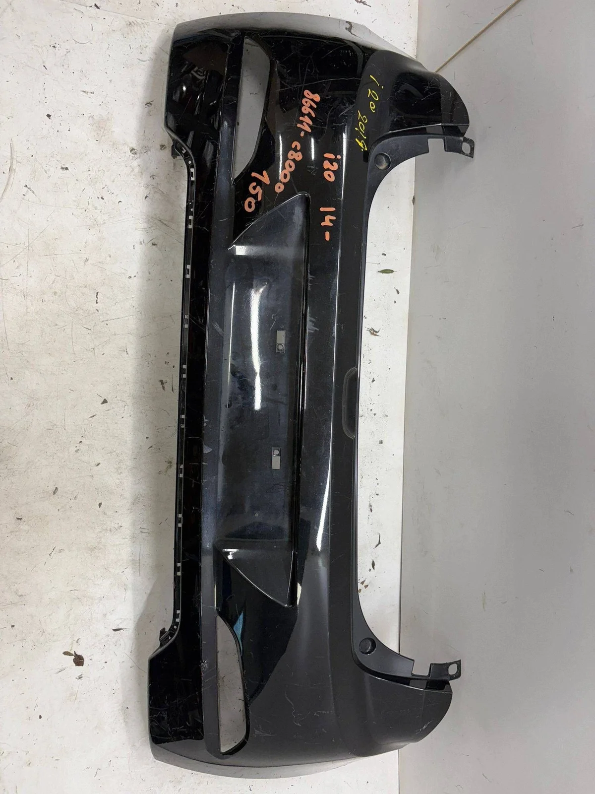 Hyundai i20 86611c8000 Achterbumper Gebruikt