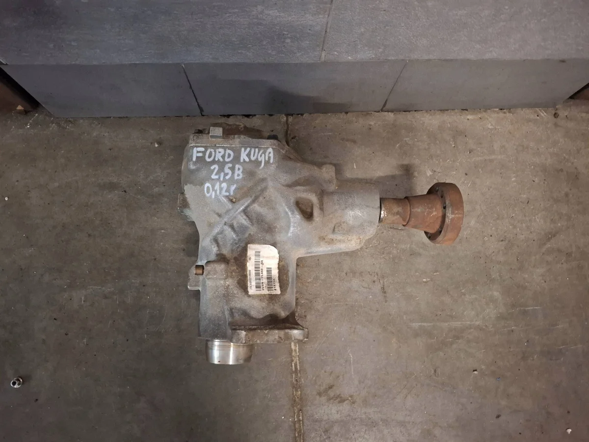 Réducteur boîte Kuga MK1 2.5 T 4x4 9V4N-7L486-BA