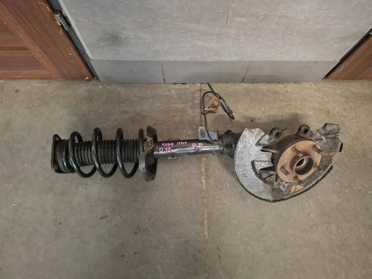 MCPERSON DROIT FORD KUGA MK1 2.0 TDCI