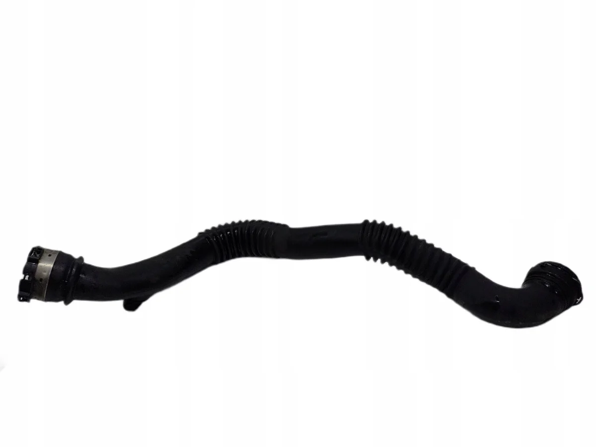 BMW E90 E91 2.0d välijäähdyttimen putki image 3