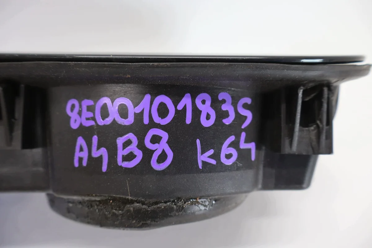 Bouchon réservoir Audi A4 B8 8E00101835 image 4