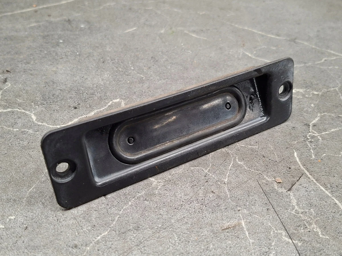 Botão Tampa Porta Malas Volvo S60 Usado