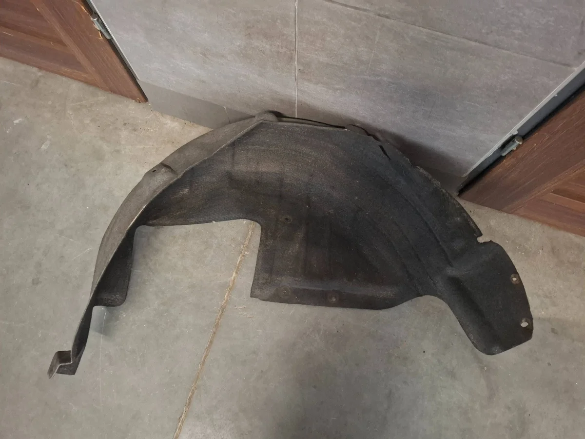 Ford S-MAX takalokasuoja KMY1771