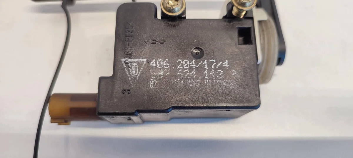 Porsche Boxster 987 Actuador Tapa Combustible image 5