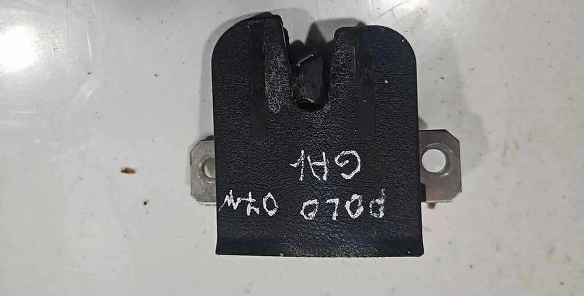 Fechadura Porta-Malas VW Polo IV 9N3 6Q6827505D