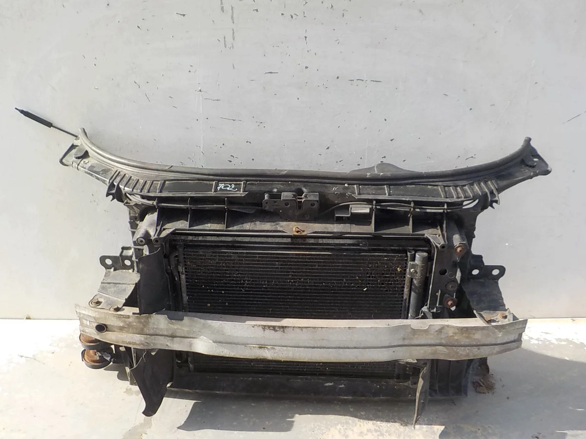 Audi A3 II 8P frontbalk, kylare