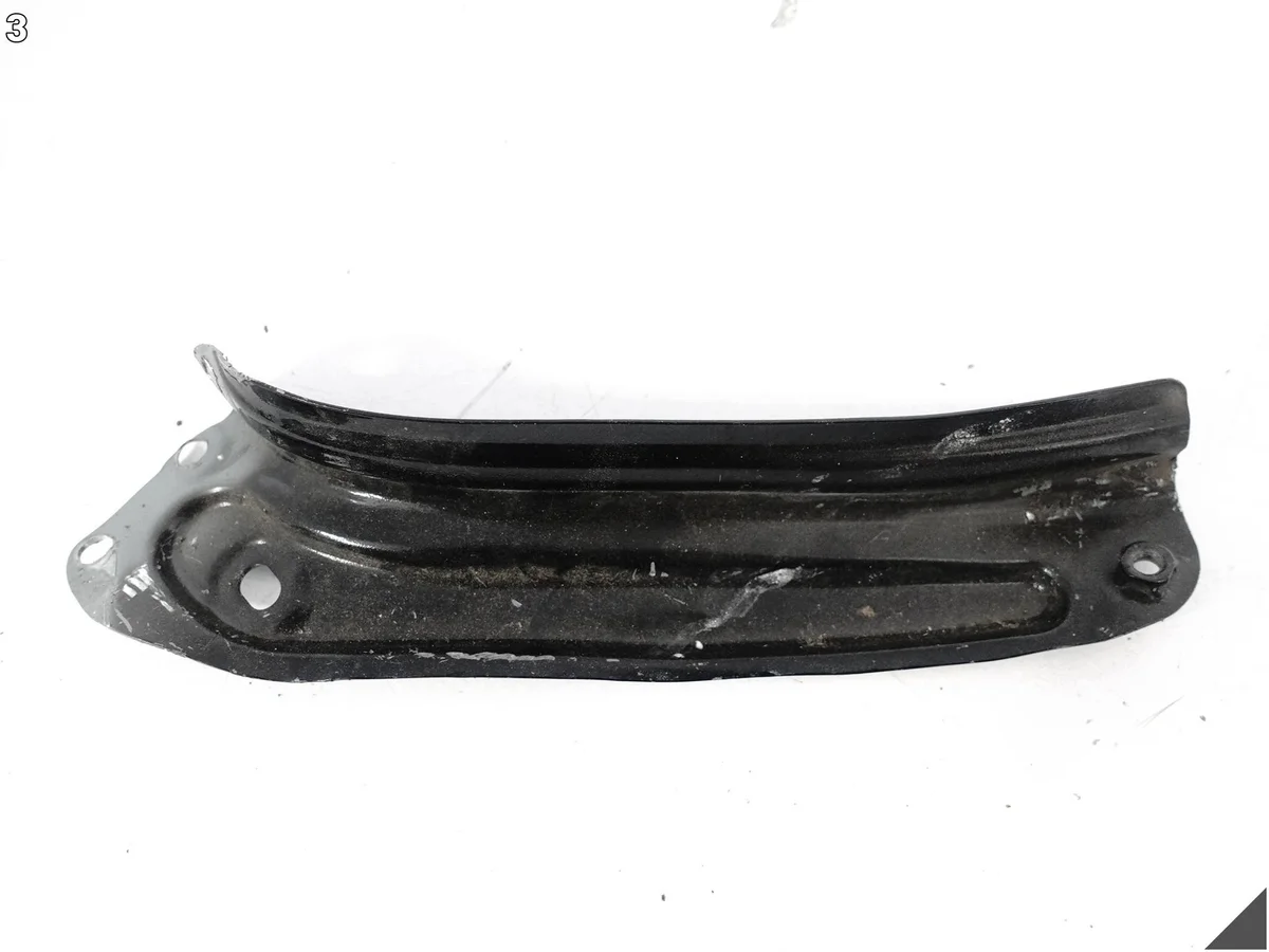 Renault Kwid 17-25 Soporte Guardabarros Derecho image 4