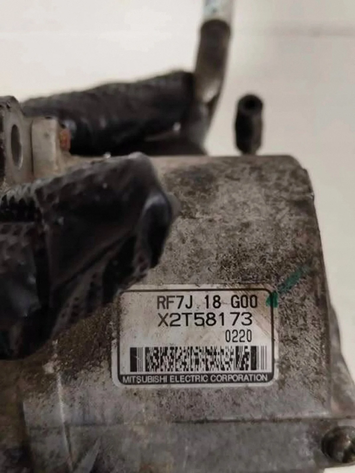 Bomba Vacío Mazda 6 RF7J18G00 Usada image 3