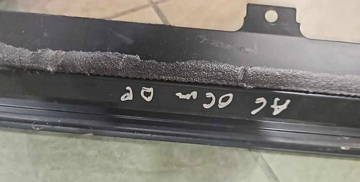 Audi A6 C6 4F 4F0837630 Cornice porta dx image 6