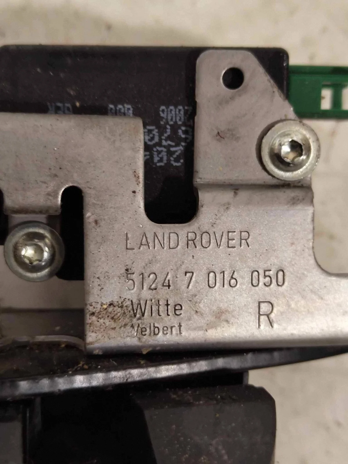 Land Rover Discovery 3 Serrure Coffre LR3 7016050 image 3
