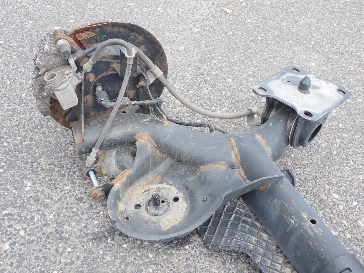 Traversa Sospensione Posteriore Ford Transit Connect MK2 image 6