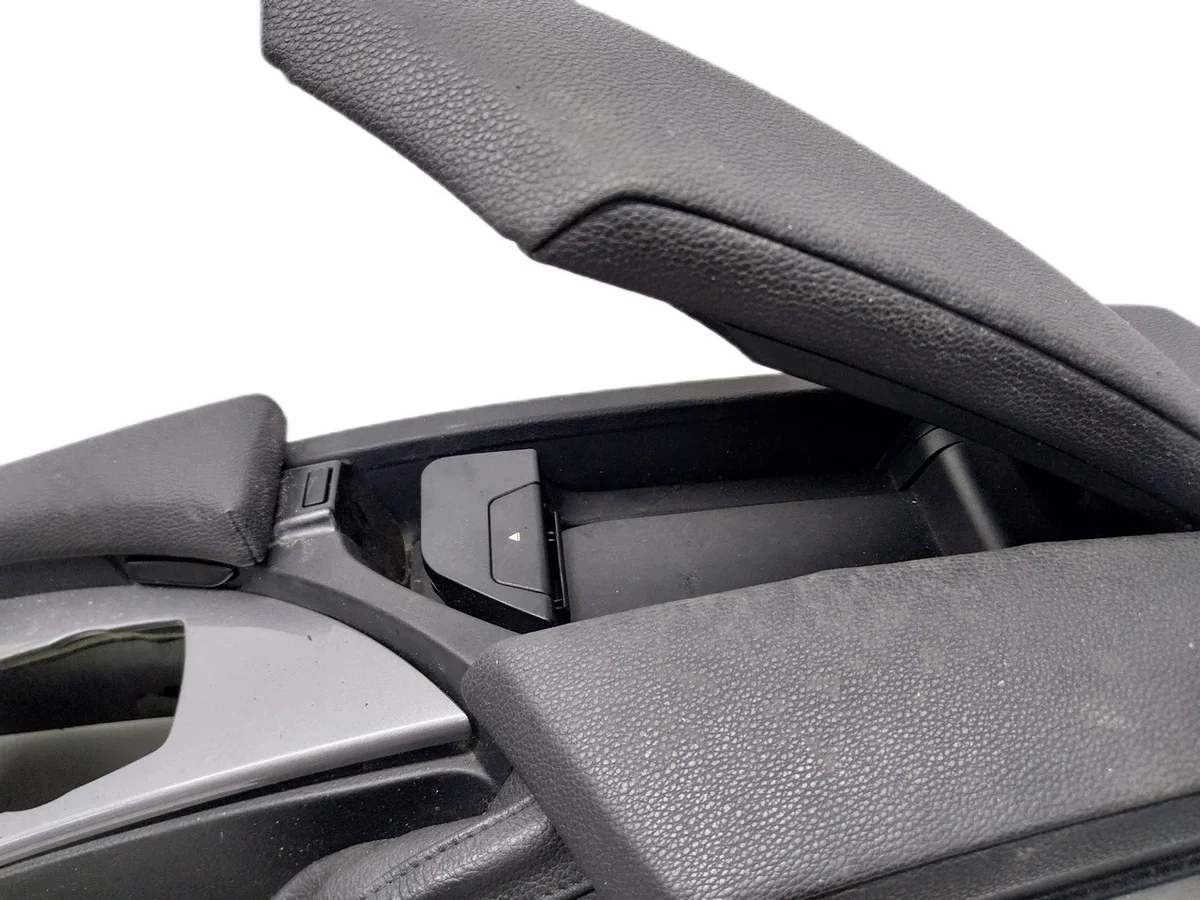 Middenconsole BMW 5 Serie E61 520d Gebruikt image 4