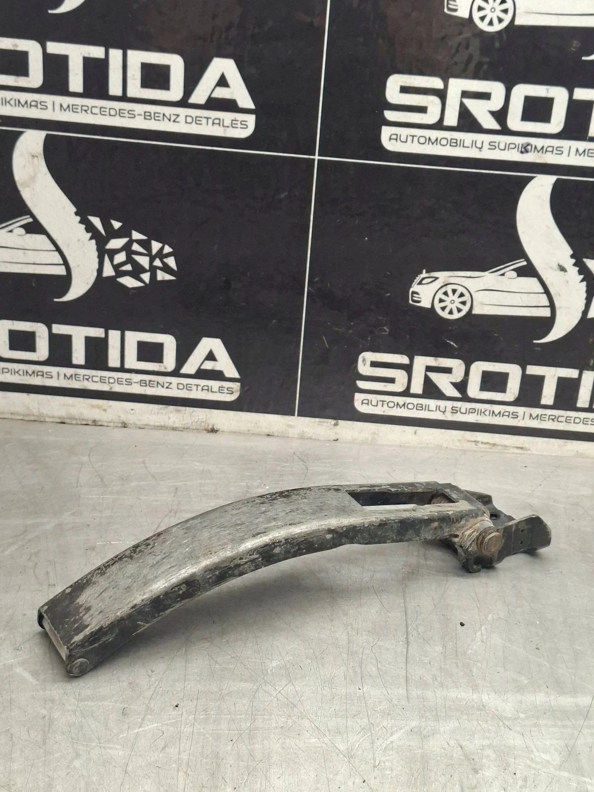 Achterdeurstopper Mercedes Sprinter W906 A9067600228 image 9