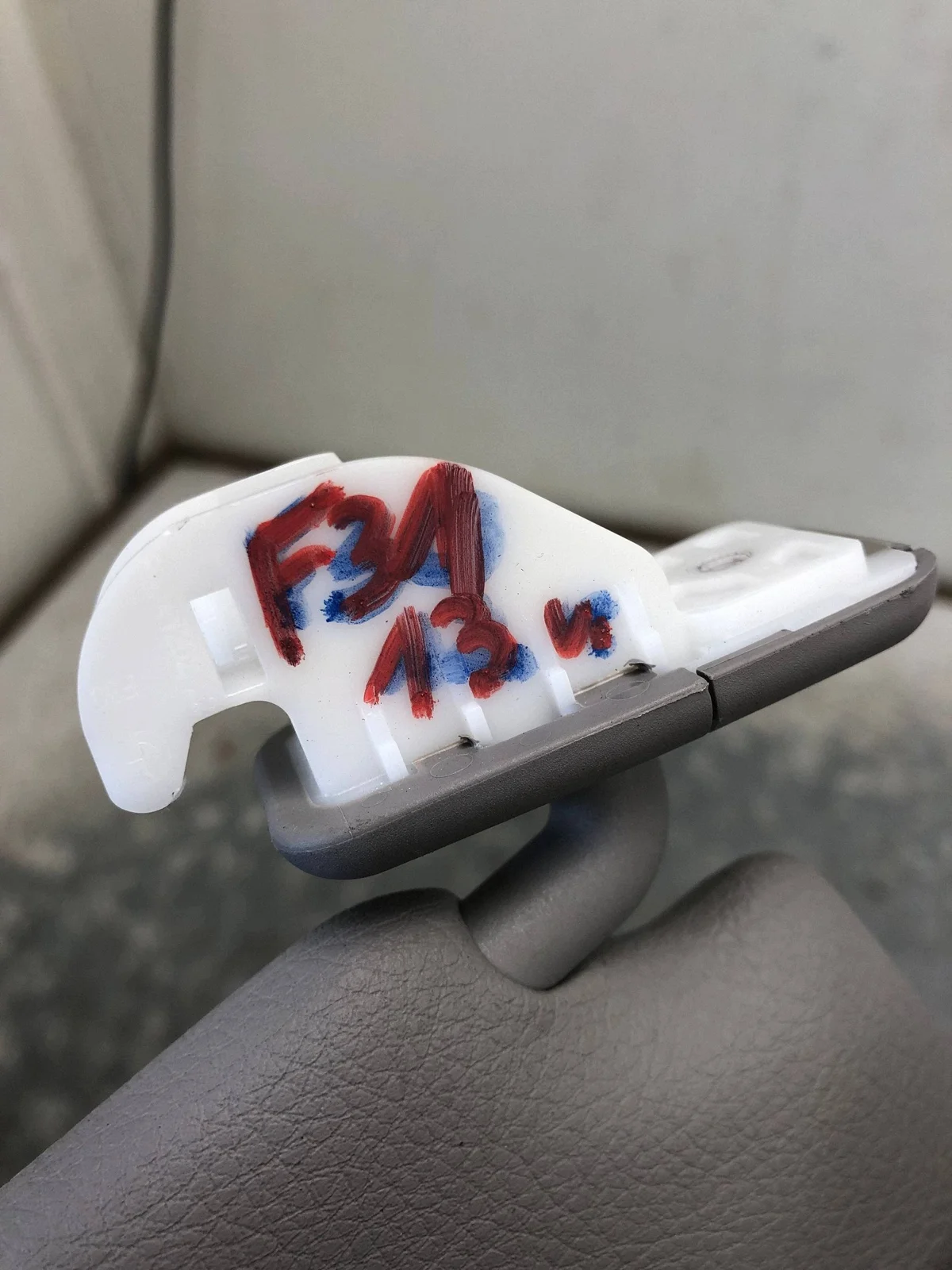 BMW F31 Sun Visor Left Right APU31772 image 5
