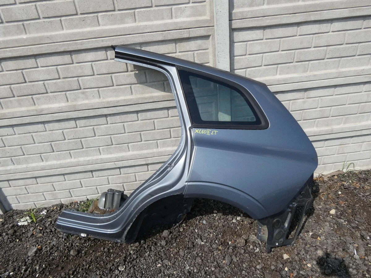VOLVO XC60 II Quartier Arrière Gauche image 3