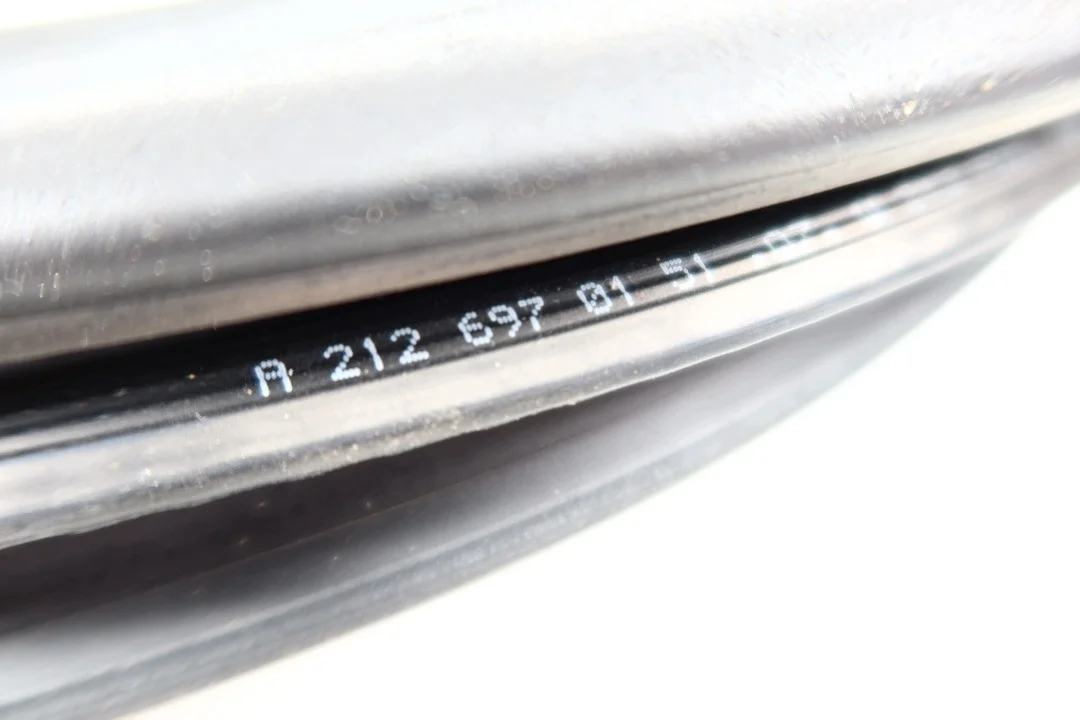 Sello Puerta Trasera Derecha Mercedes W212 image 3