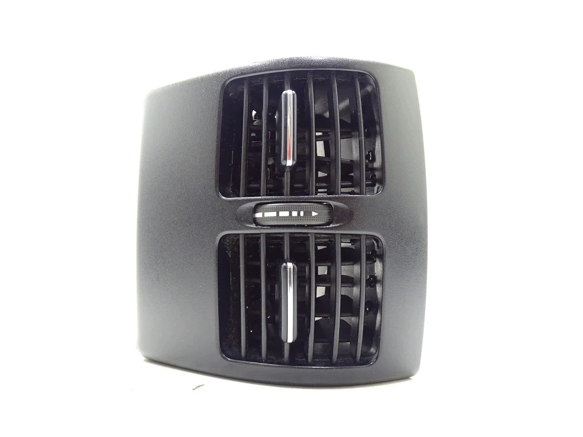 Luftauslass hinten Mercedes W204 A2048300354 image 3