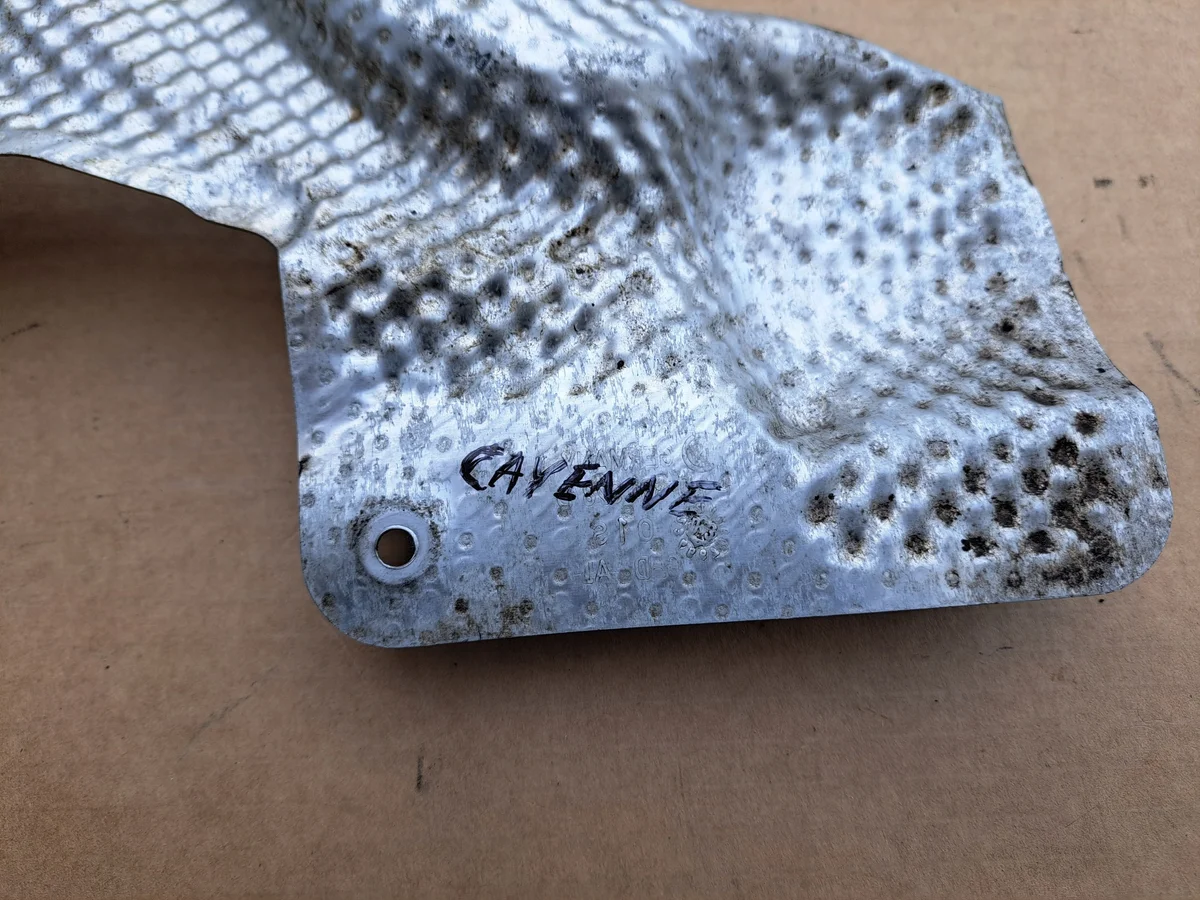 Audi Q7 4L 7L0301328F Bouclier Thermique image 4
