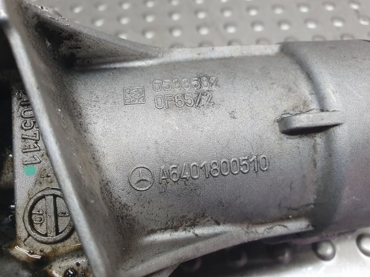 Ölfiltergehäuse Basis Mercedes W169 W245 2.0 CDI image 6