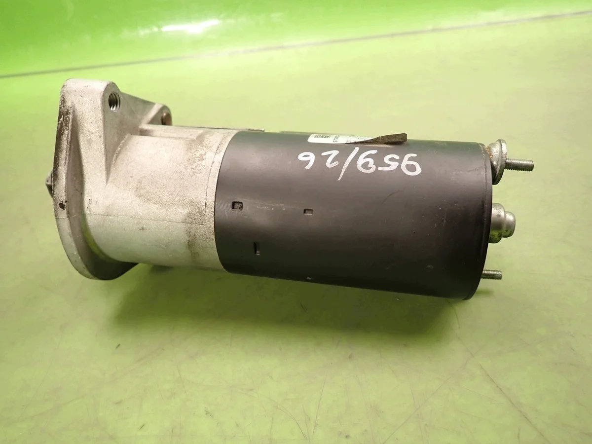 Motor de arranque Volvo V70 II 2.5 B STX200143 image 4