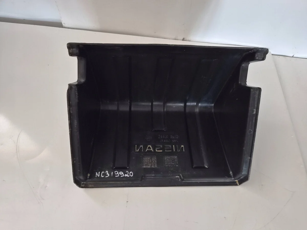 Couvre batterie Nissan Cabstar Maxity 244319X201 image 6