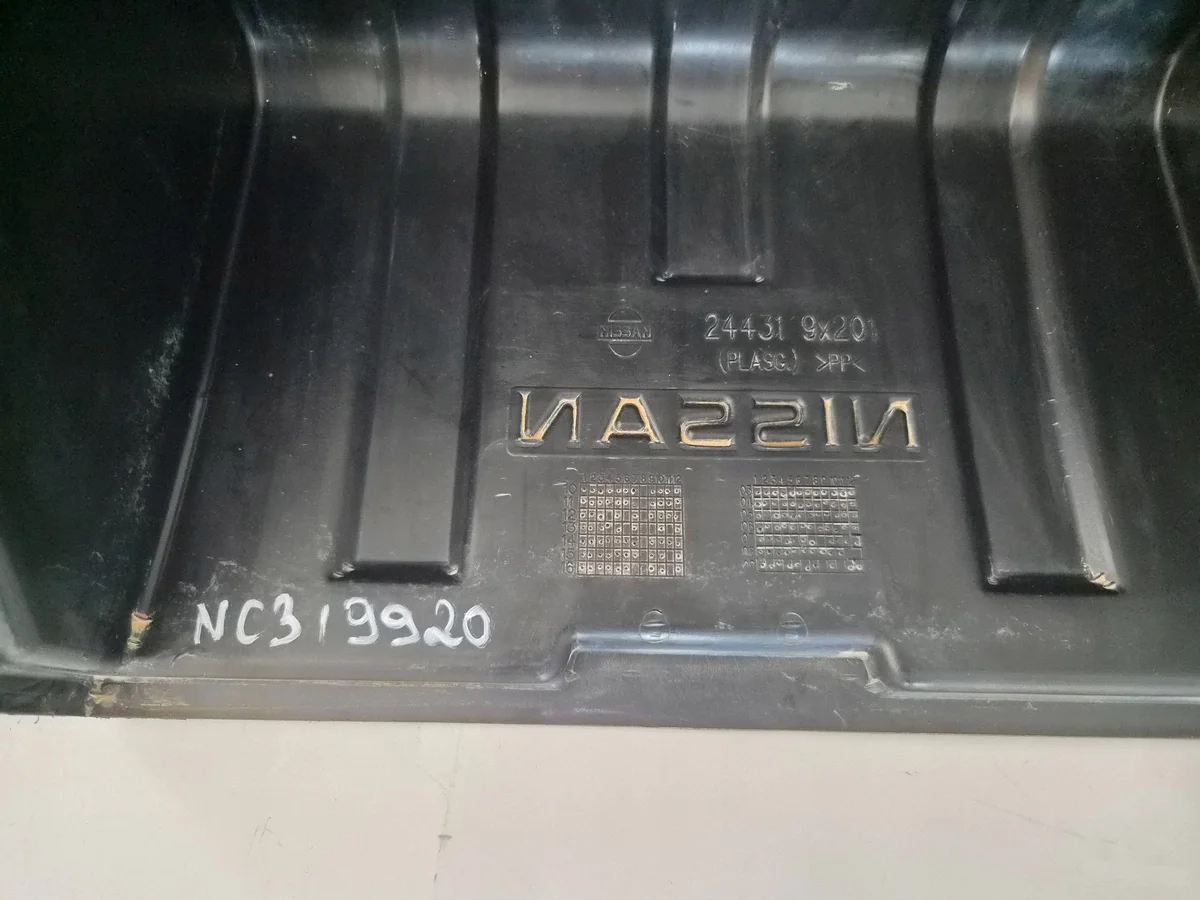 Couvre batterie Nissan Cabstar Maxity 244319X201 image 7
