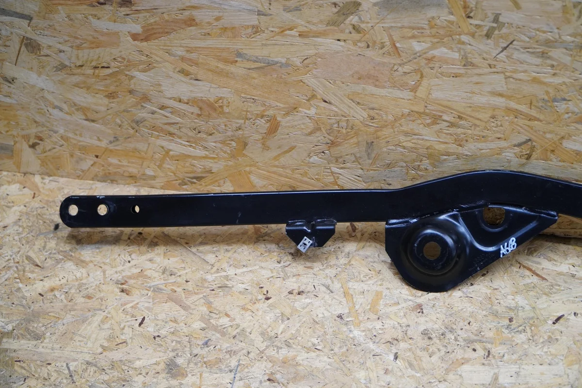Strebe hinten rechts links Audi A6 C8 RS6 image 7