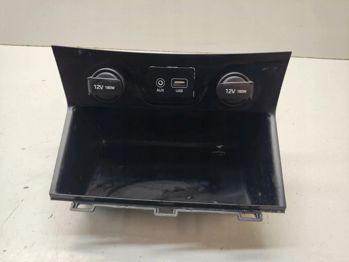 Prise USB allume-cigare Hyundai Tucson III