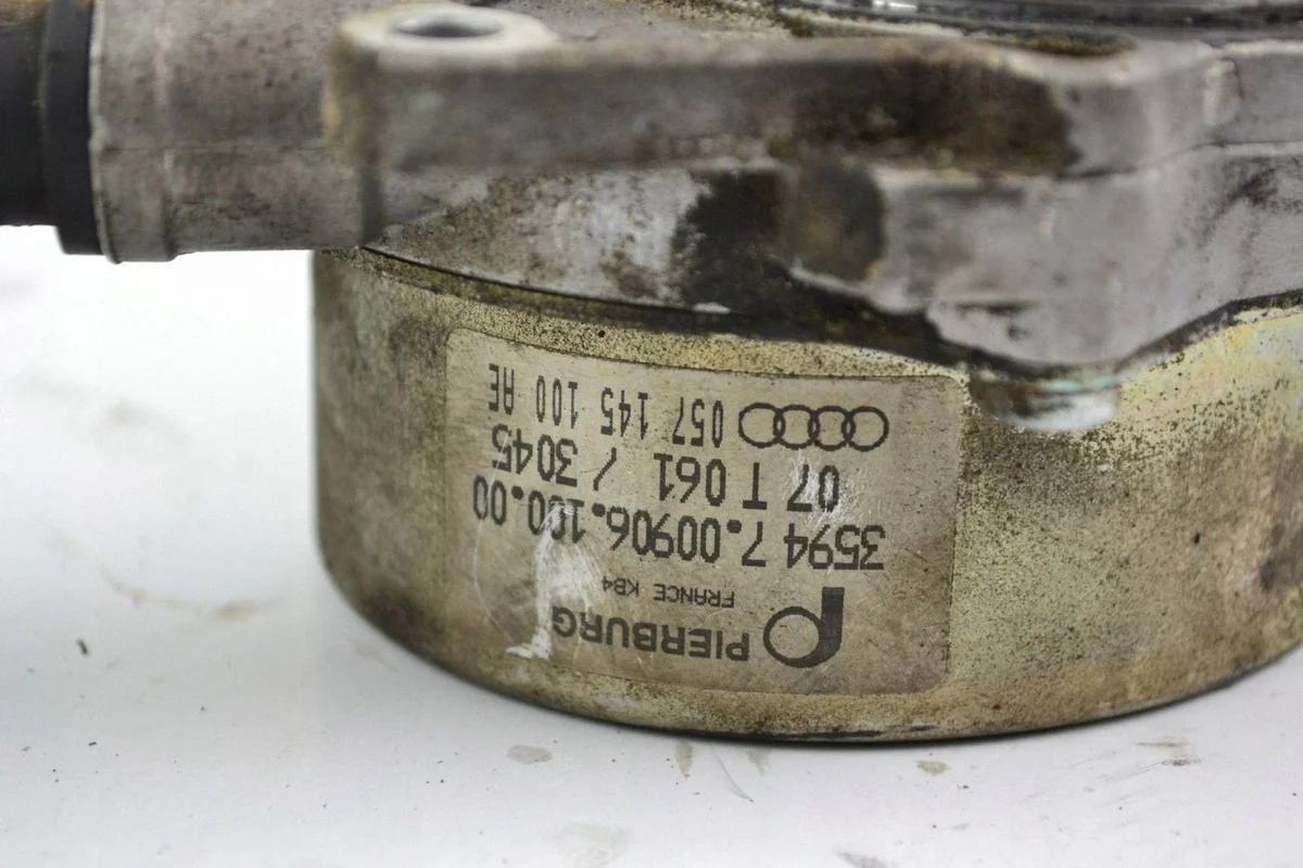 Audi A6 Allroad Vacuum Pump 057145100AE image 4