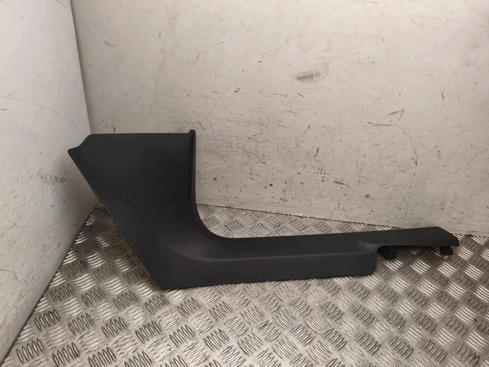 Dörrtröskel Ford Capri R2KBR13208AEW Höger Bak
