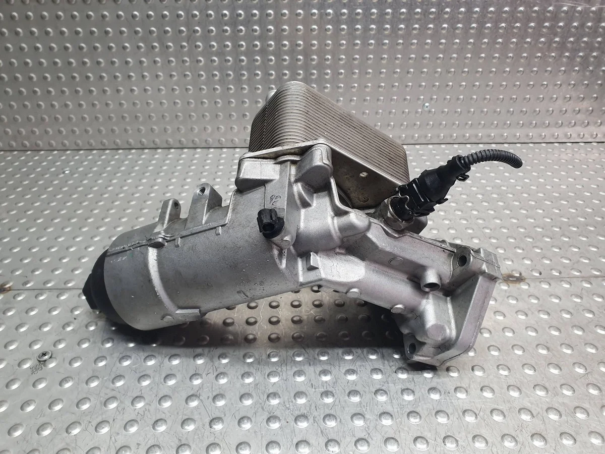 Used Oil Filter Housing BMW E91 E90 E60 E61 X5 image 3