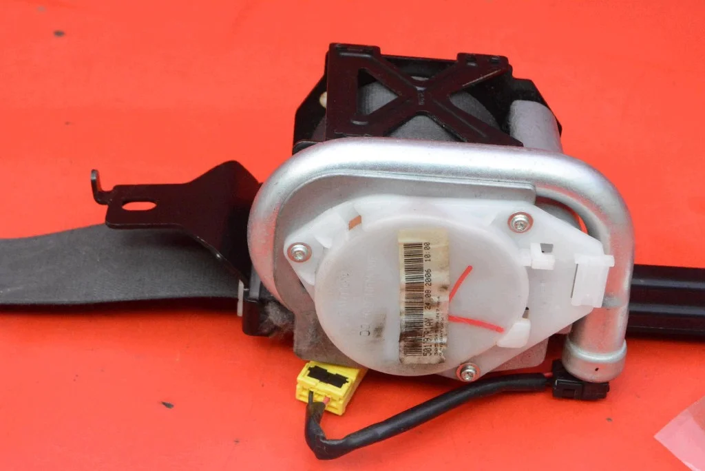 Cinturón de seguridad Honda Civic 8 Izquierdo Delantero image 6
