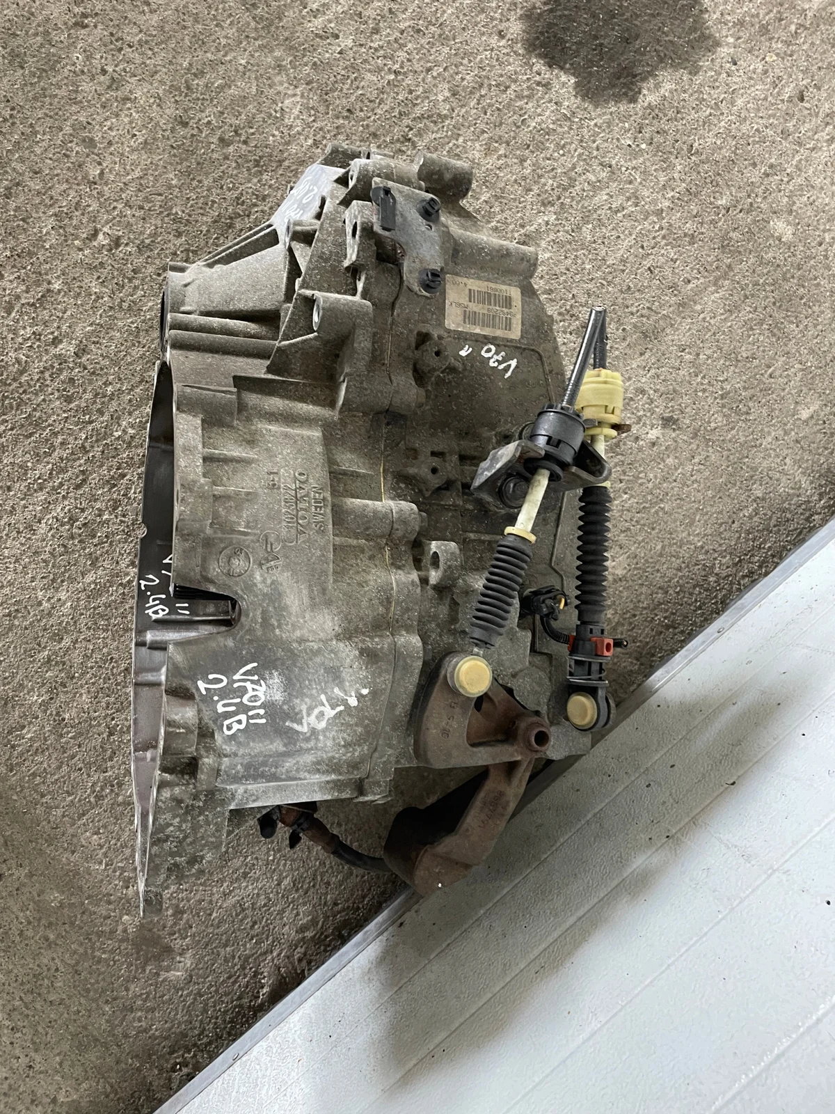Getriebe Volvo V70 II 2,4B 456789999741 image 3