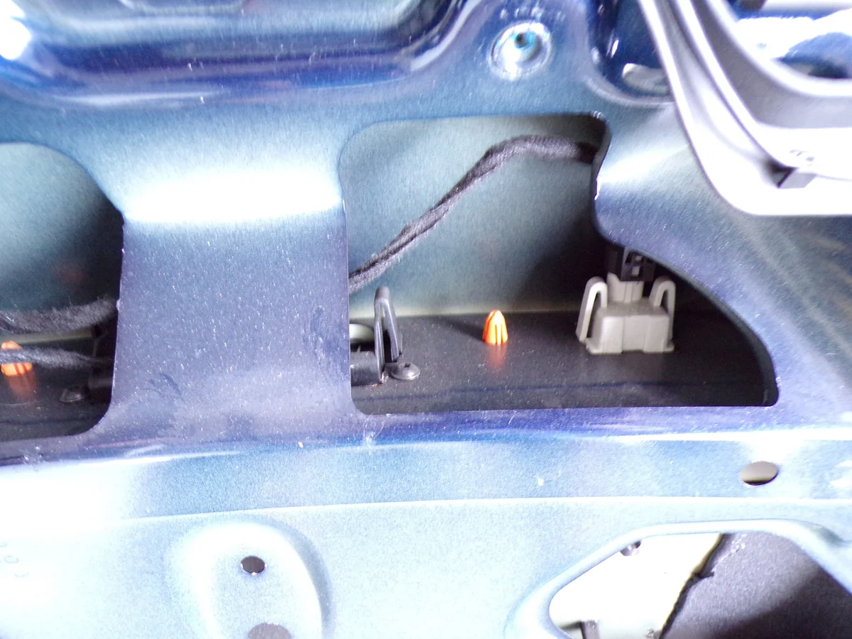 Heckklappe Mercedes W204 Kombi Farbe 890 image 9