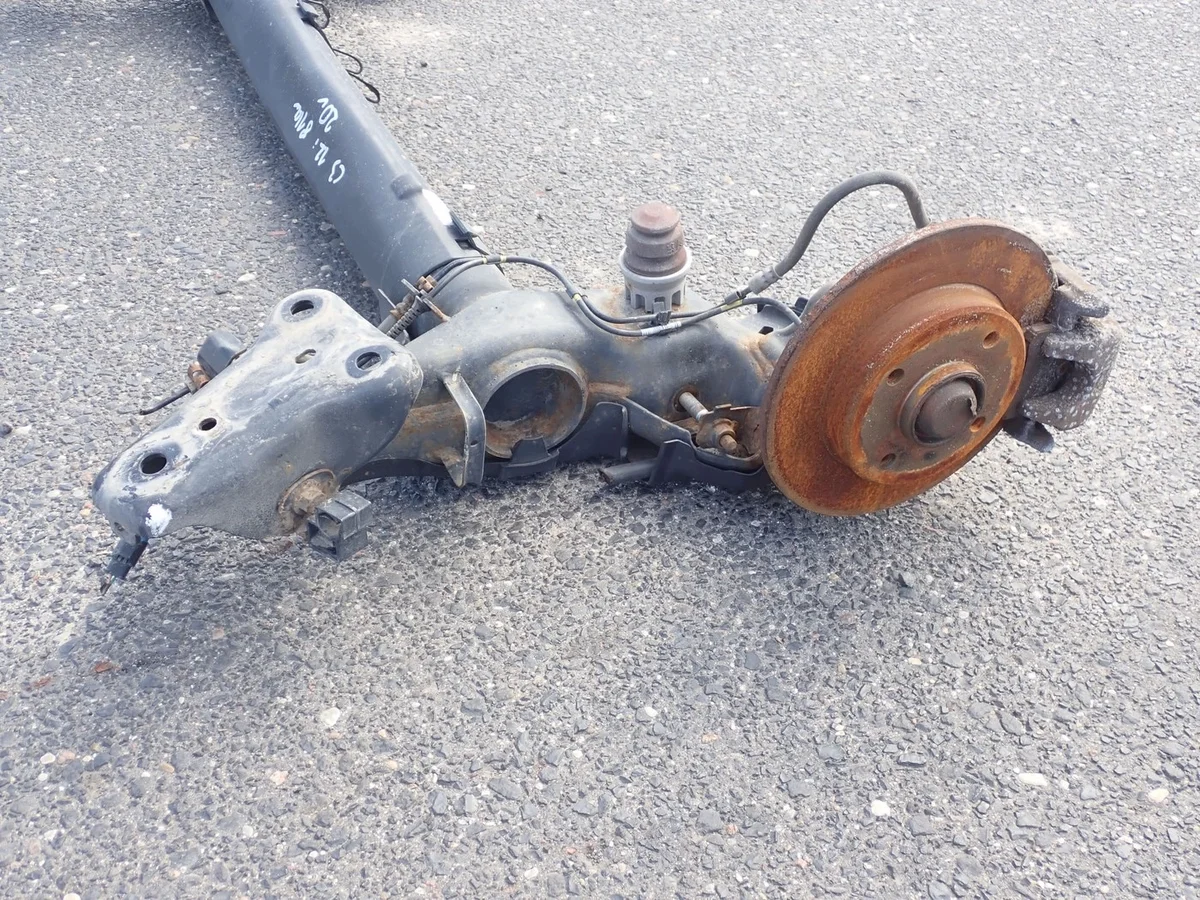 Viga Eje Trasero Citroen C3 III ROZ74747474 image 3