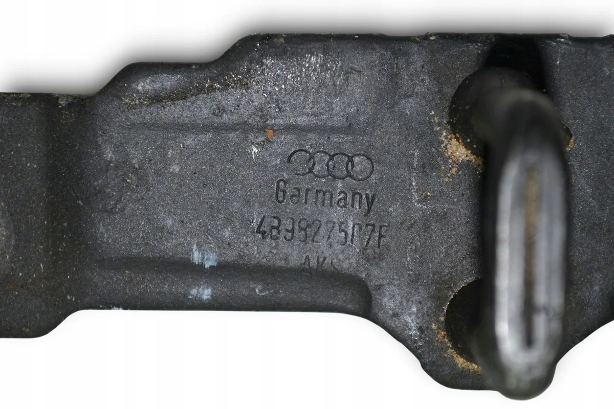 Serrure coffre Audi A4 Avant B5 4B9827507F image 4