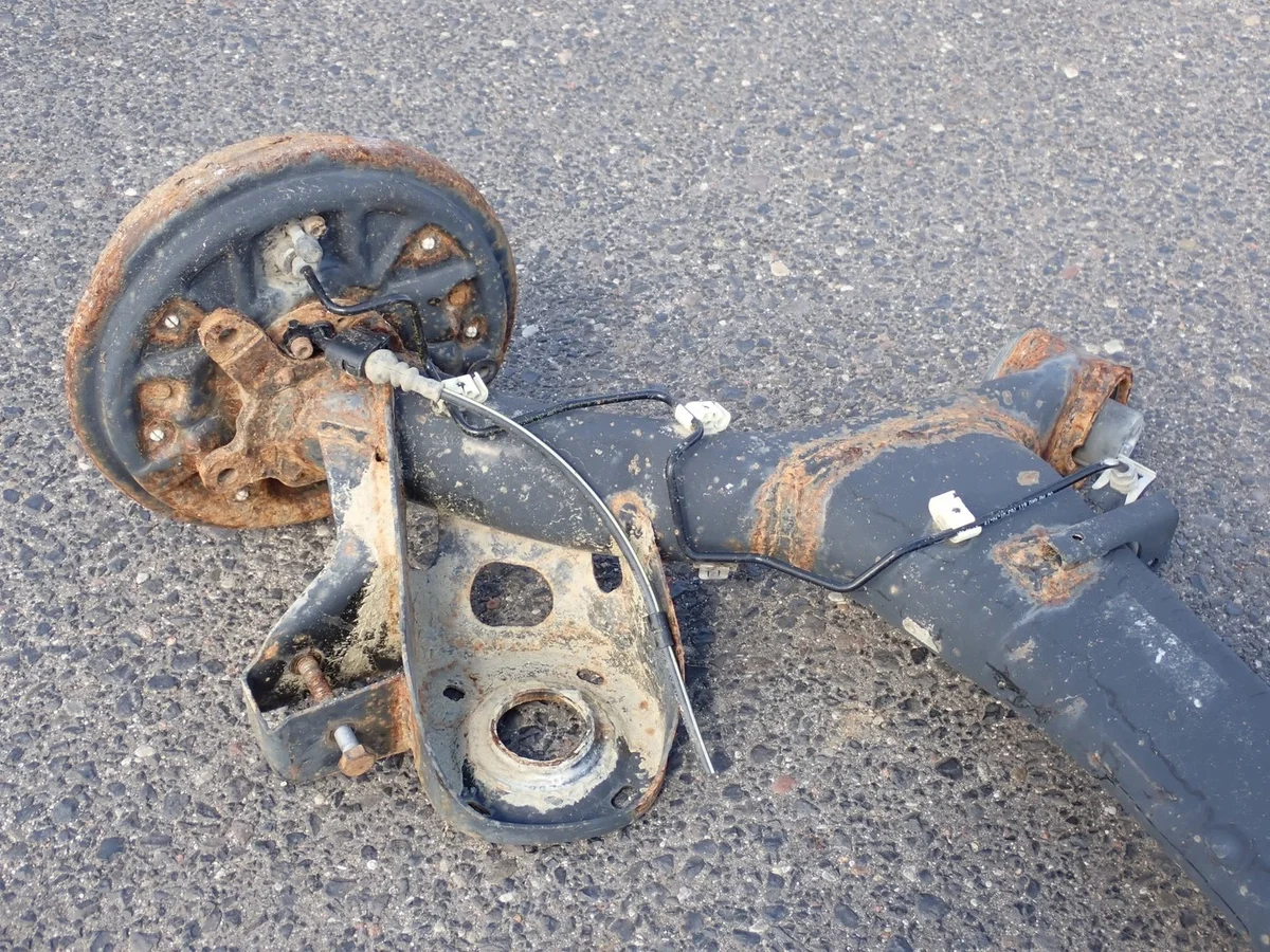 Achsträger hinten Skoda Fabia III 6V gebraucht image 6