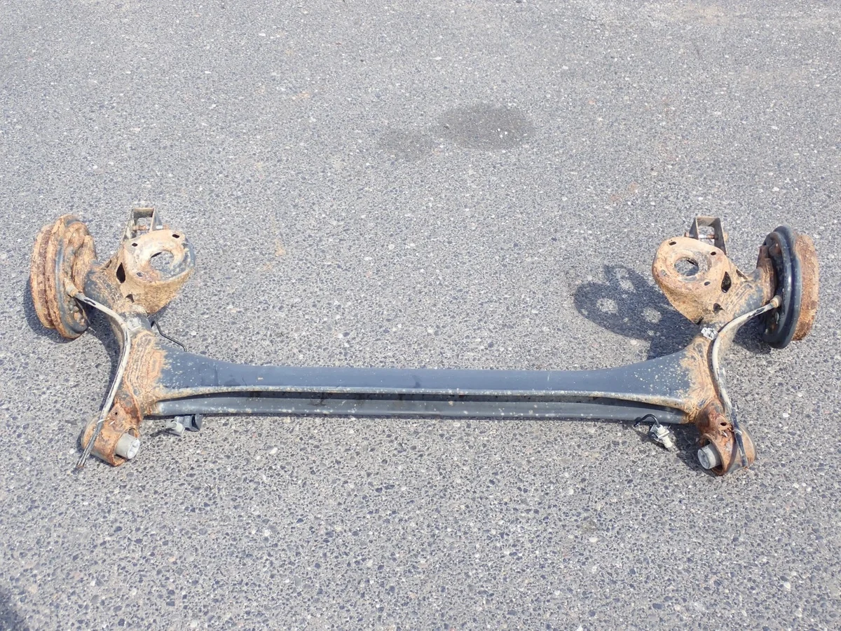 Achsträger hinten Skoda Fabia III 6V gebraucht image 8
