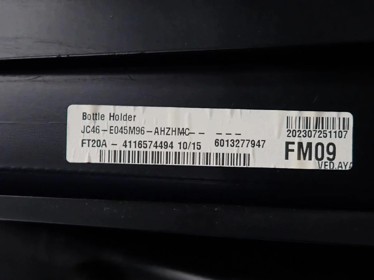 Ford F-Max JC46-E045M96-AHW Console Shelf image 5