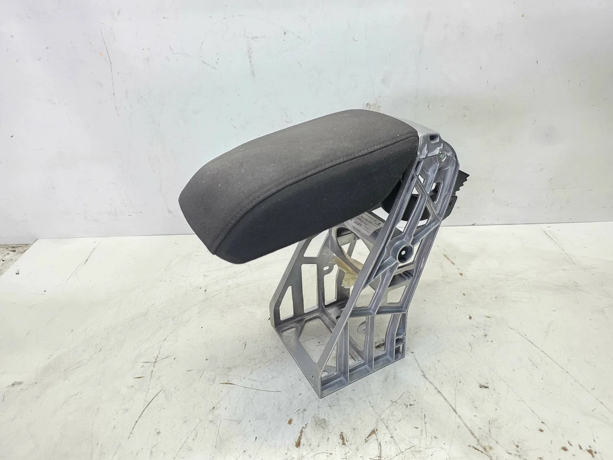 Accoudoir Avant Audi Q3 8U Velours
