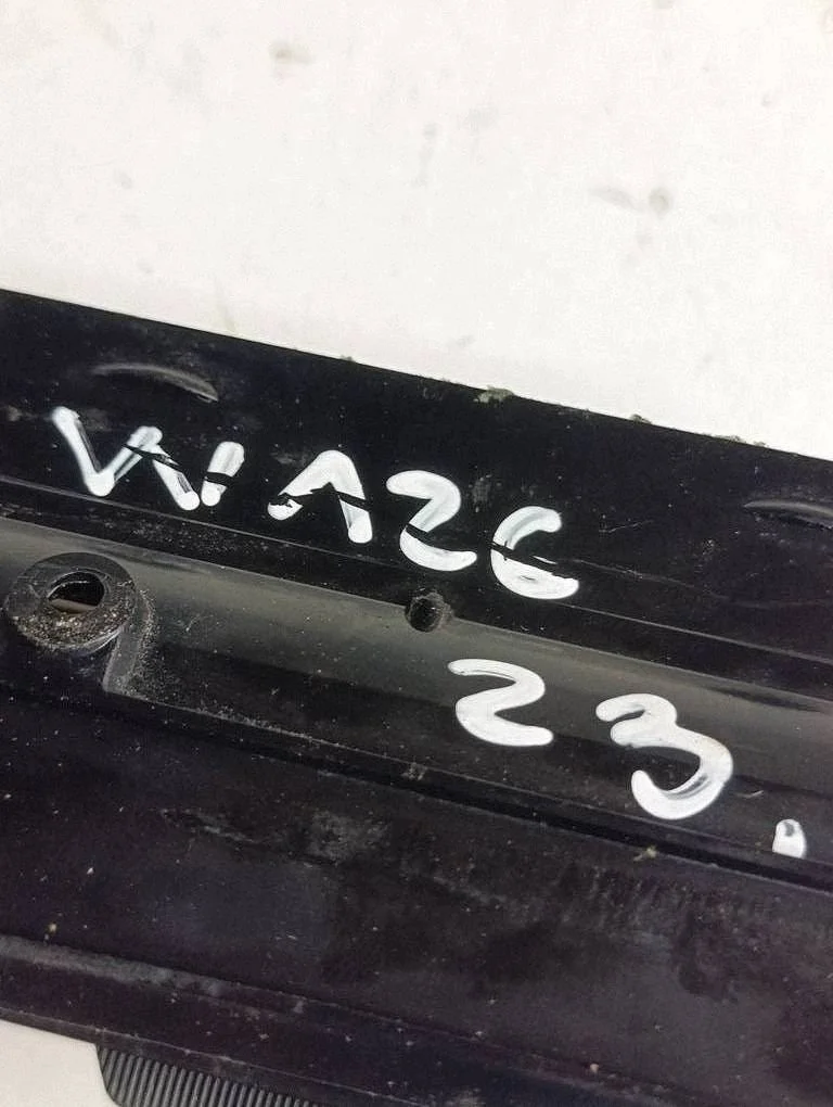 Mercedes W126 SEL Luchtrooster Links image 5