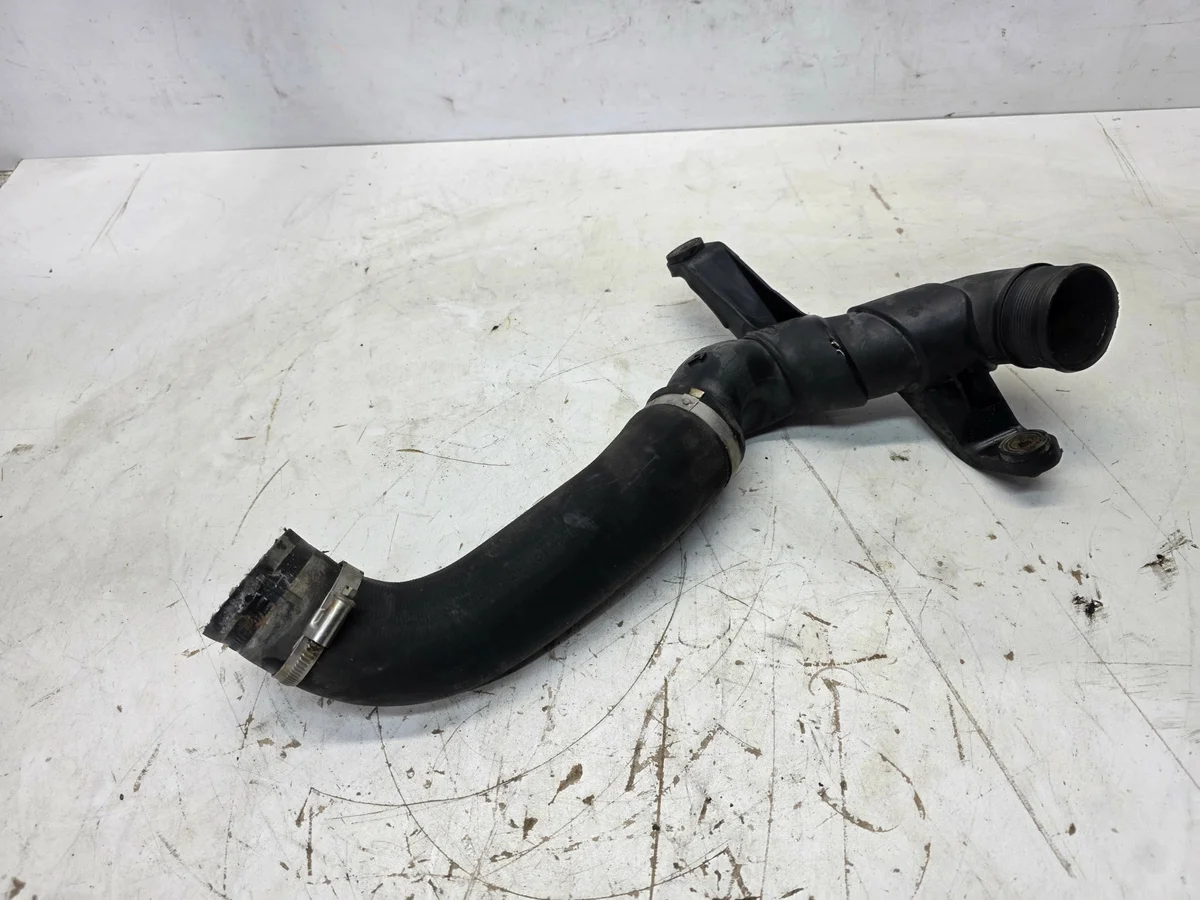 Durite d'intercooler Audi VW Skoda 5N0145762BA image 3