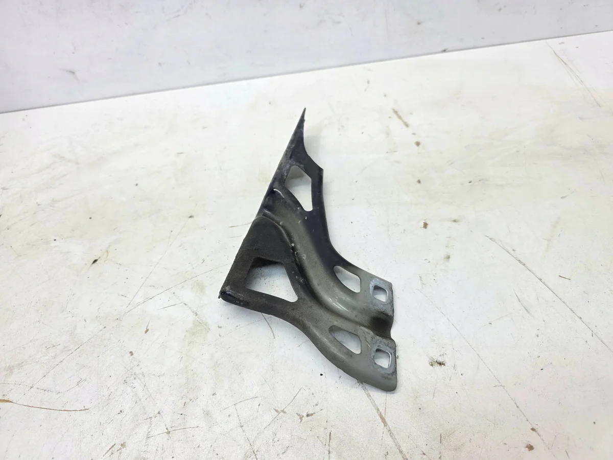 Support de garde-boue Audi Q3 8U droit avant image 3