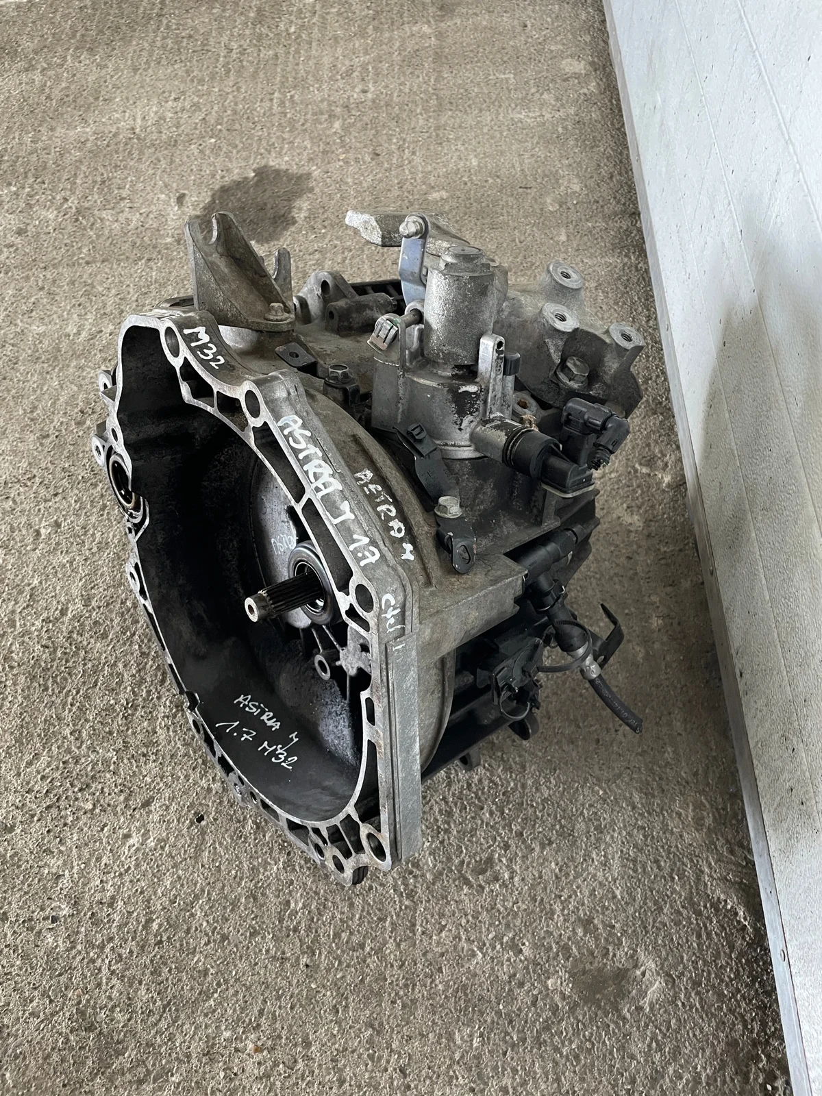 Växellåda Opel Astra J 1.7 CDTI M32 image 4