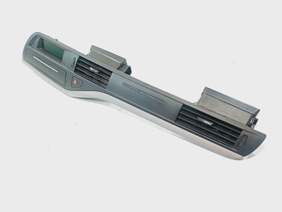 Rejilla Aire Citroen C5 II 9682359677 Usado image 3