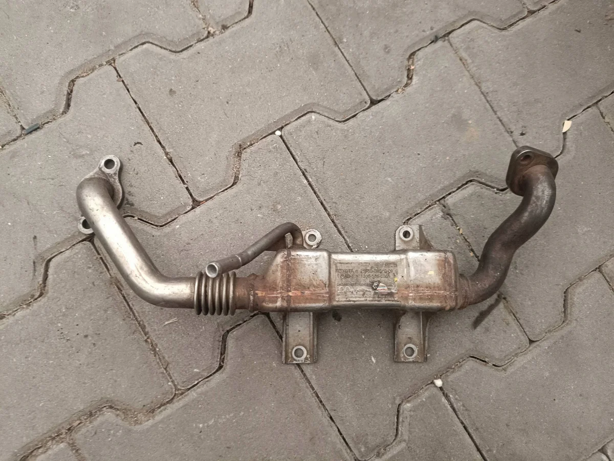 Radiador EGR Toyota Avensis 256800R01000