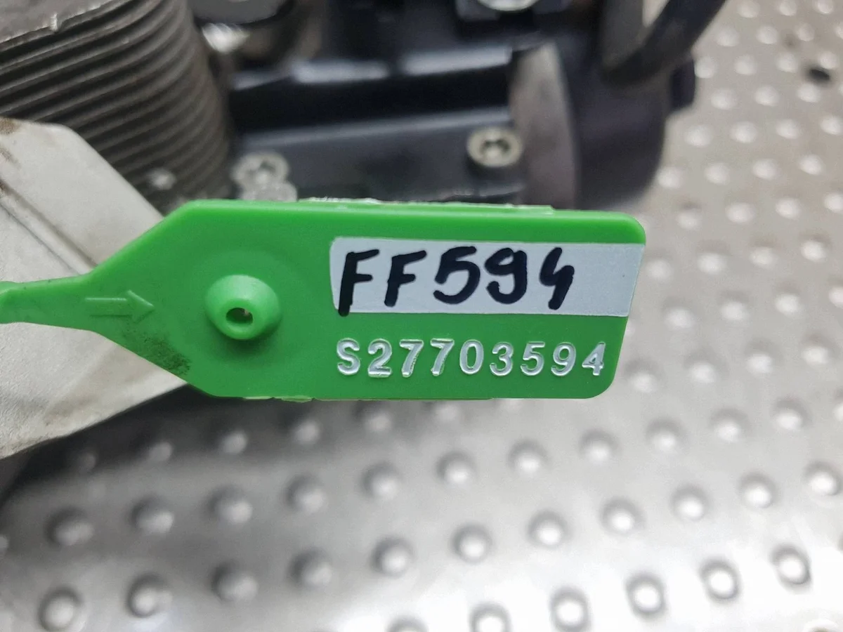 Oljefilterhus Ford Focus Mk3 C-Max Mk2 1.5 TDCI image 9