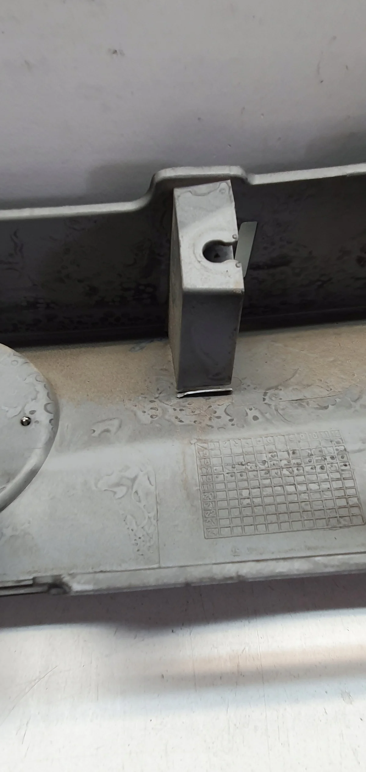 Toyota C-HR Blende Kofferraumklappe 76811-F4010 image 3