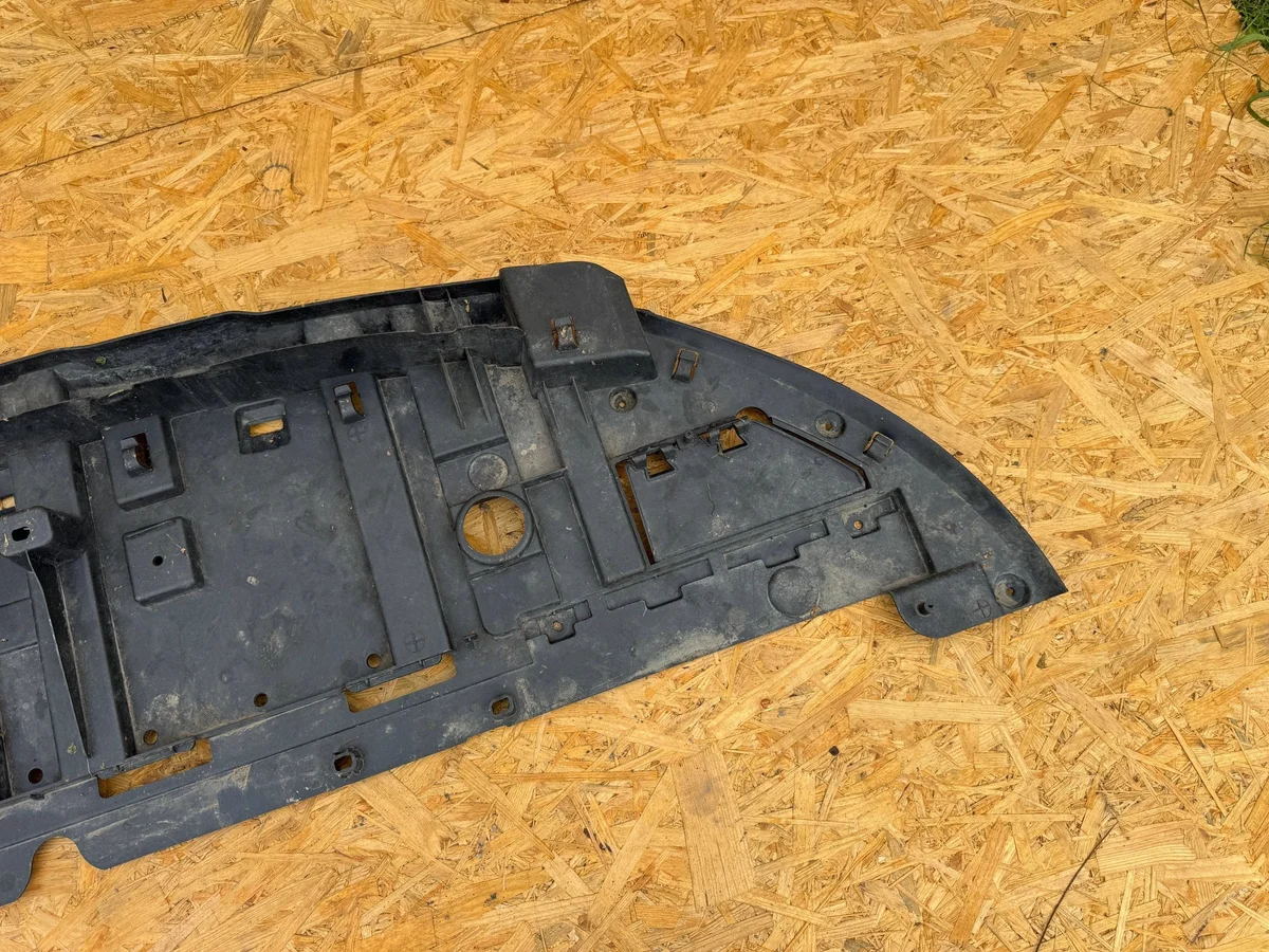 Renault Captur I 16-19 Unterer Stoßfänger Absorber image 6